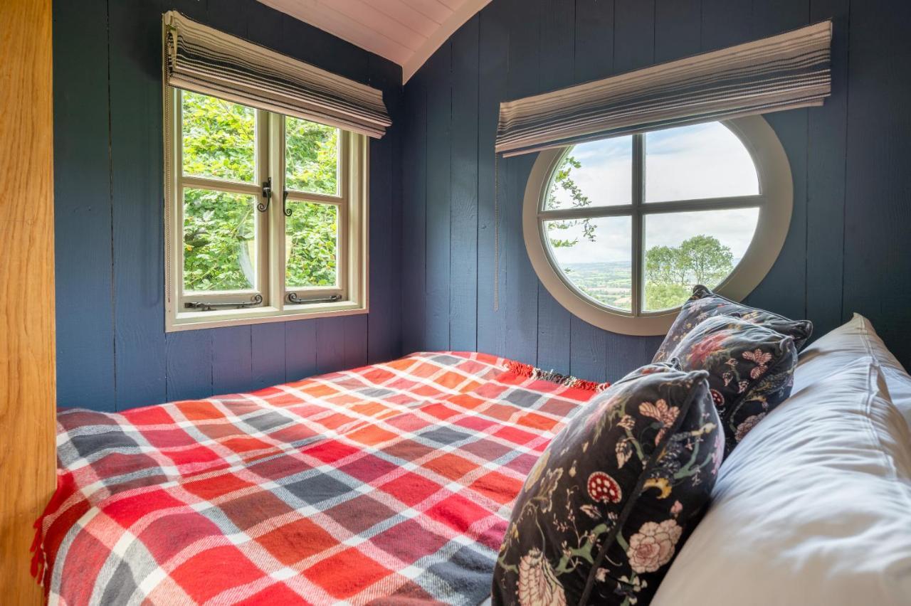 Tilbury Shepherd Huts With Hot Tubs Plus Holiday Cottages West Bagborough Esterno foto