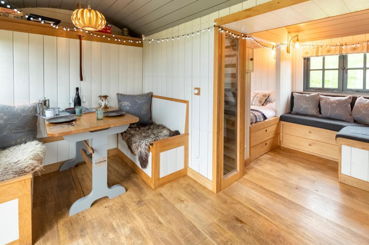 Tilbury Shepherd Huts With Hot Tubs Plus Holiday Cottages West Bagborough Esterno foto