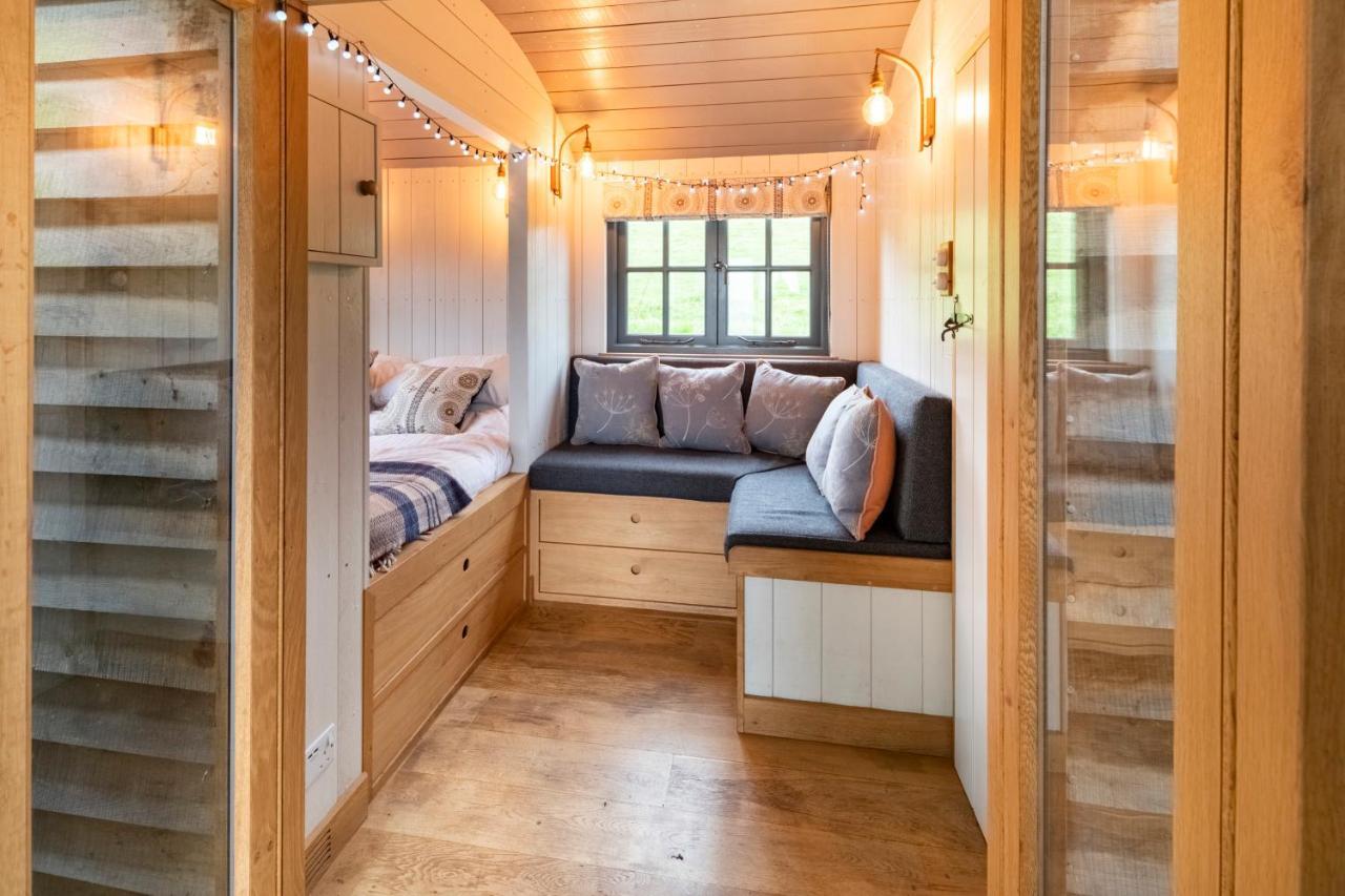 Tilbury Shepherd Huts With Hot Tubs Plus Holiday Cottages West Bagborough Esterno foto
