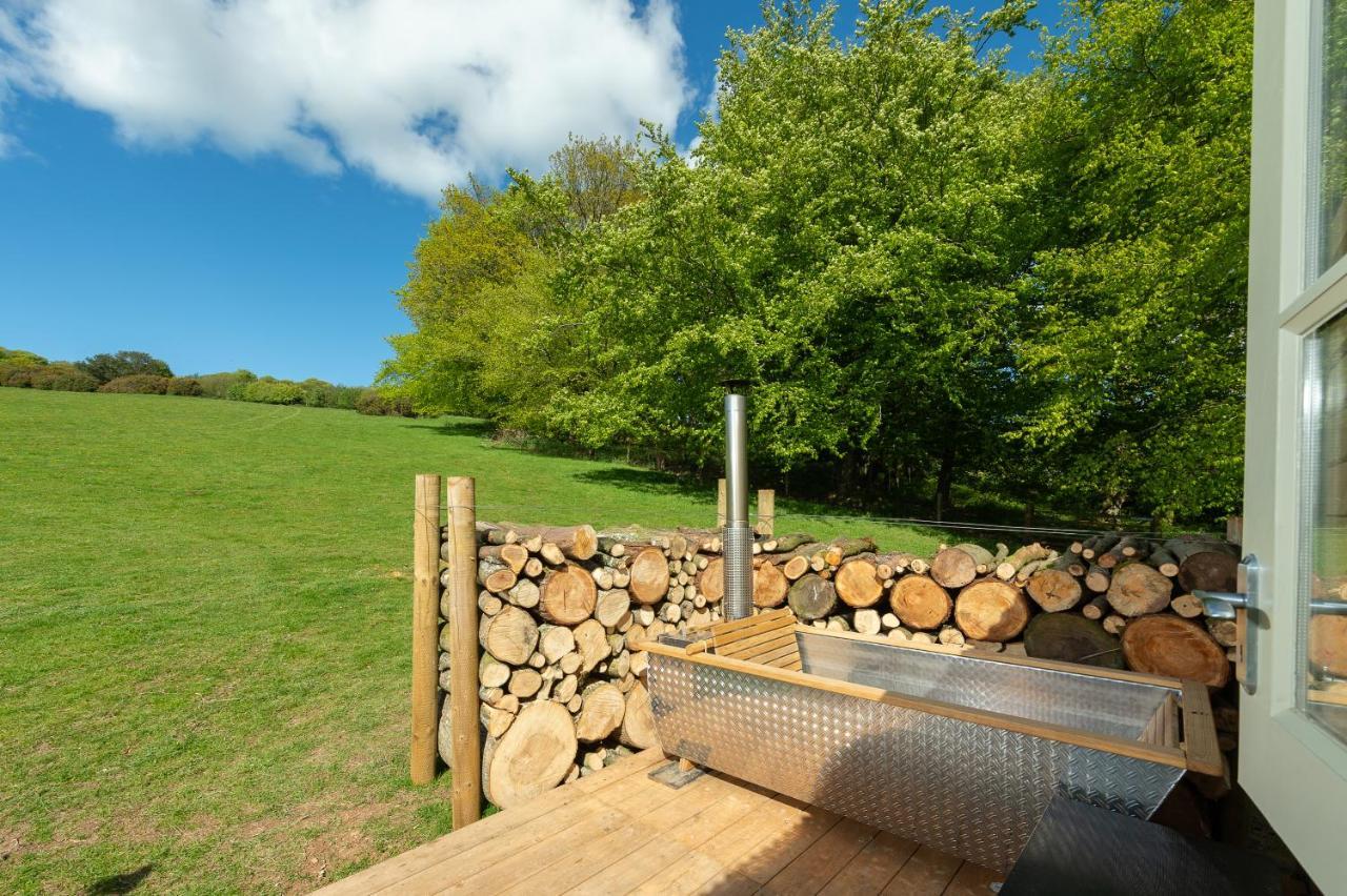 Tilbury Shepherd Huts With Hot Tubs Plus Holiday Cottages West Bagborough Esterno foto